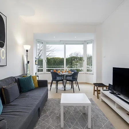 Whome Peaceful Alges Family Home Away From City Noise-3